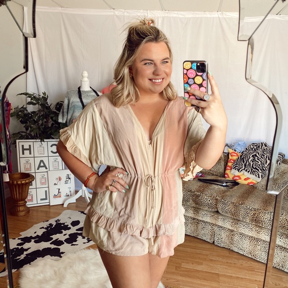 storia cream tan pink short sleeve romper